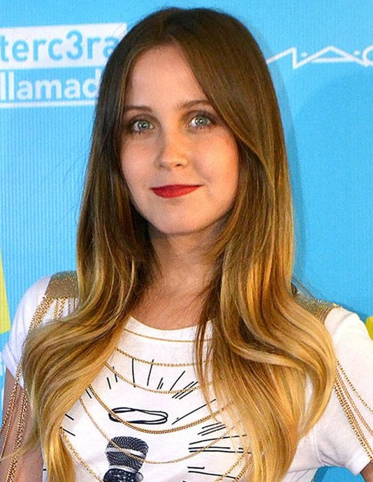 Natasha Dupeyrón - Celebrity Mexico