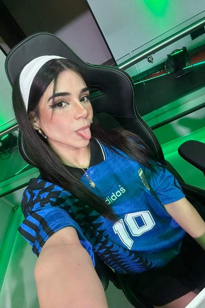 Alana Flores